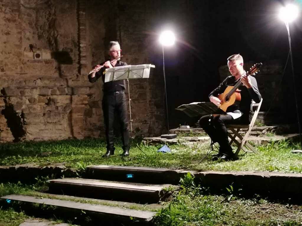 Musica a Bajardo col Duo cameristico Roberto Orengo e Diego Campagna