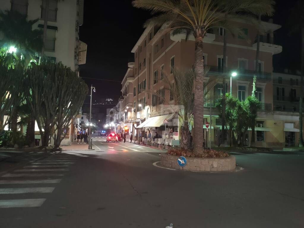 Bordighera, risse e vandali in azione nella notte