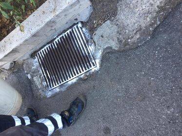 Tombini e caditoie, da lunedì pulizia in via Vittorio Emanuele a Bordighera