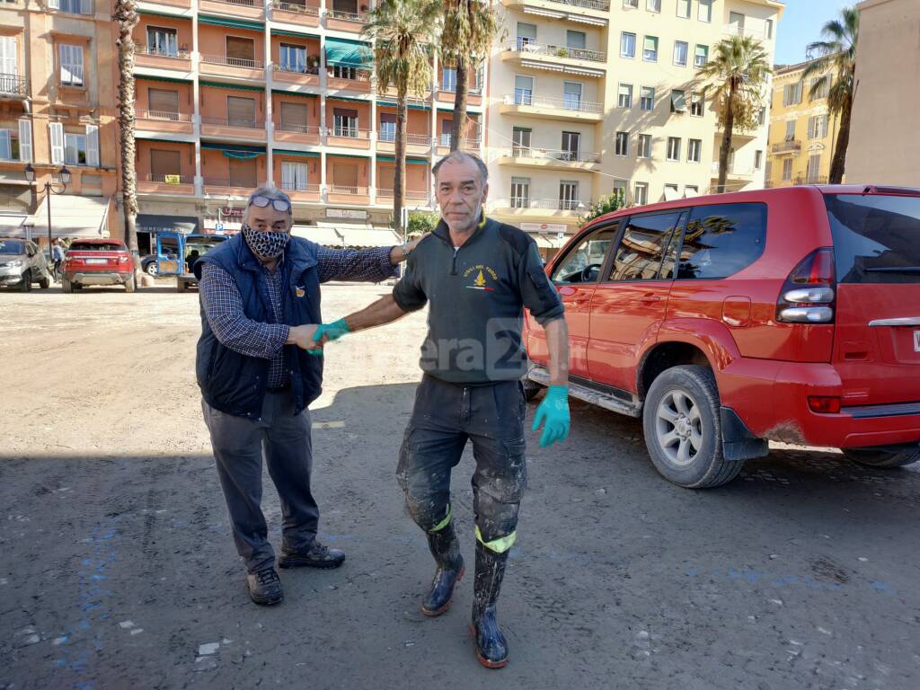 Ventimiglia a due giorni dall&#8217;alluvione, l&#8217;amministrazione comunale: «Venite ad aiutarci»