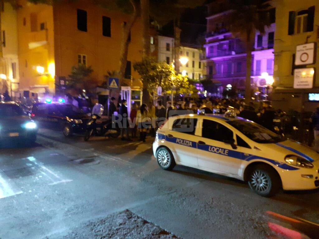 Sanremo, a mezzanotte scatta la stretta sulla movida: tutti a casa