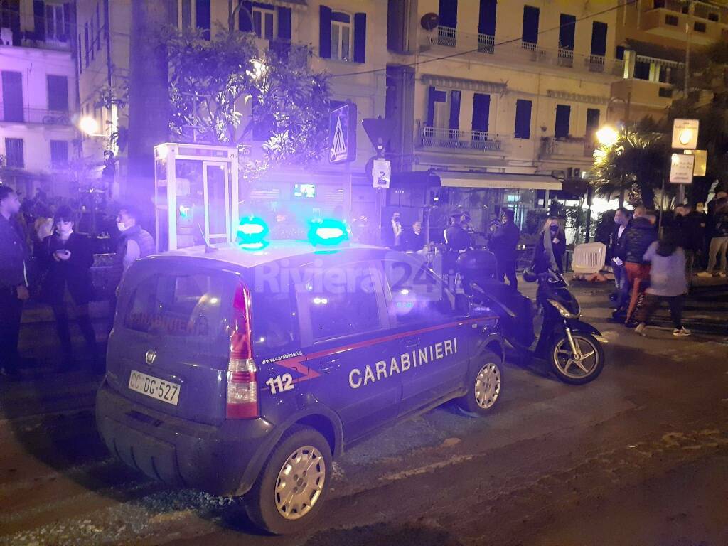 Sanremo, a mezzanotte scatta la stretta sulla movida: tutti a casa