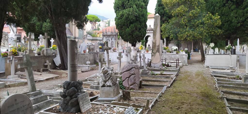 cimitero oneglia 