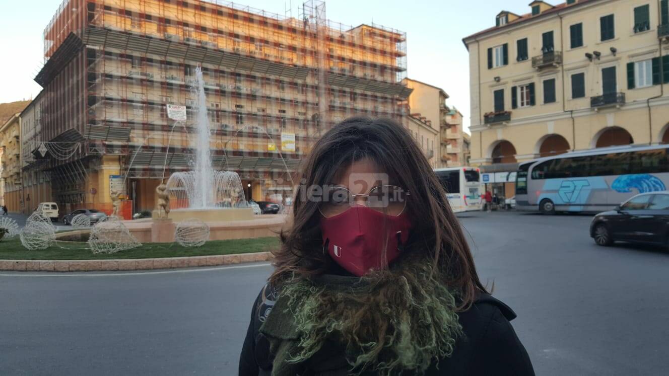 Riaperta la fontana di piazza Dante