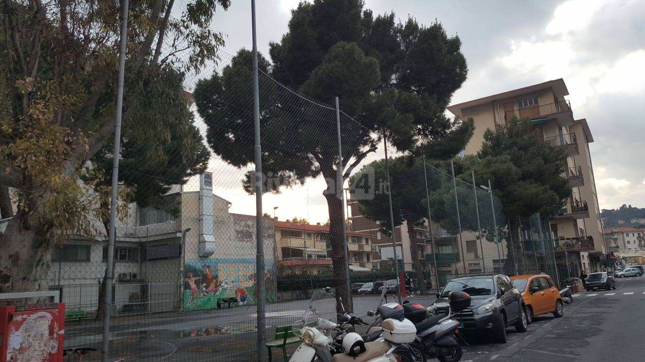 Imperia, rumori dal campetto di via Gibelli: ancora proteste dei residenti