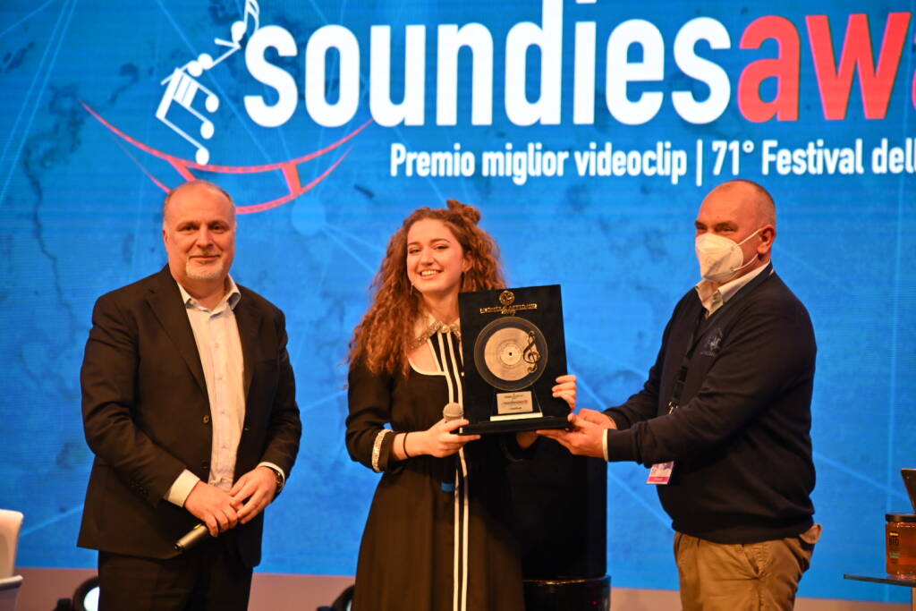 Sanremo 2021, “Che ne So” di Elena Faggi vince il Premio Soundies Awards