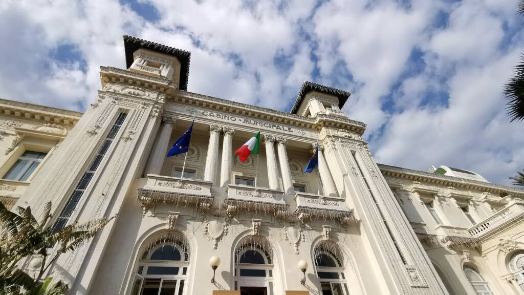 Casinò di Sanremo, sindaco e presidente scrivono a Draghi e Lamorgese: «Casa da gioco va riaperta»