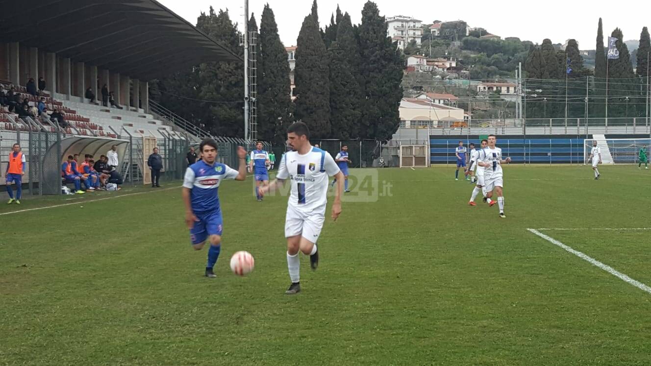 “Suicidio calcistico” dell’Imperia contro il Fossano, rimonta dei piemontesi: è 3 a 2