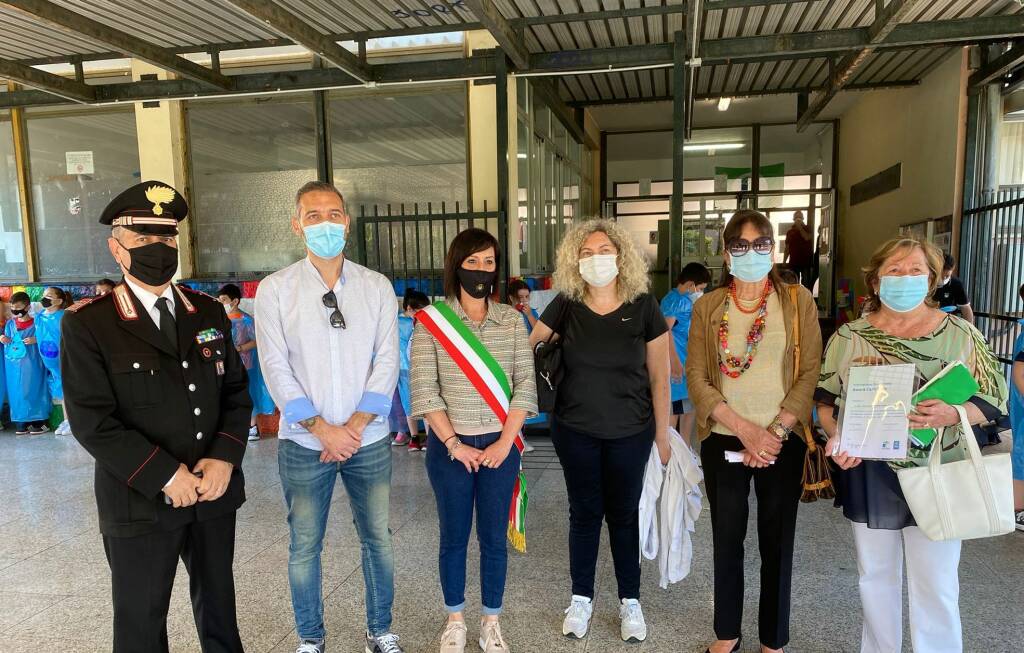 Consegna della Bandiera Verde agli istituti scolastici Pastonchi di Arma, Soleri di Taggia e Mazzini di Levà