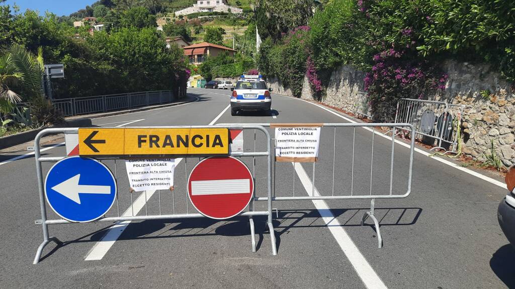 chiusura frontiera ponte san luigi 