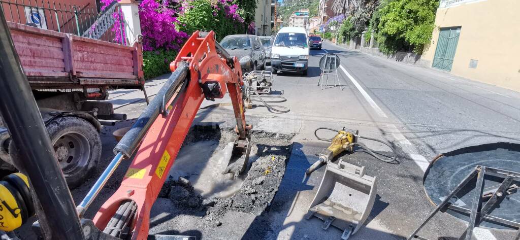 Rottura dell’acquedotto a Imperia, martedì il ripristino: si rischia black out idrico in tutto il Dianese