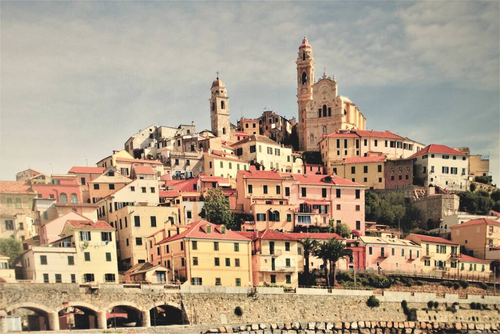 "Cervo Riviera dei fiori"