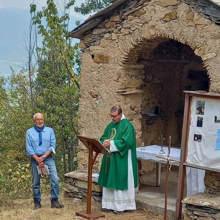 Rezzo, raccolta fondi per il restauro della chiesetta dedicata a San Bernardo e il mantenimento della strada