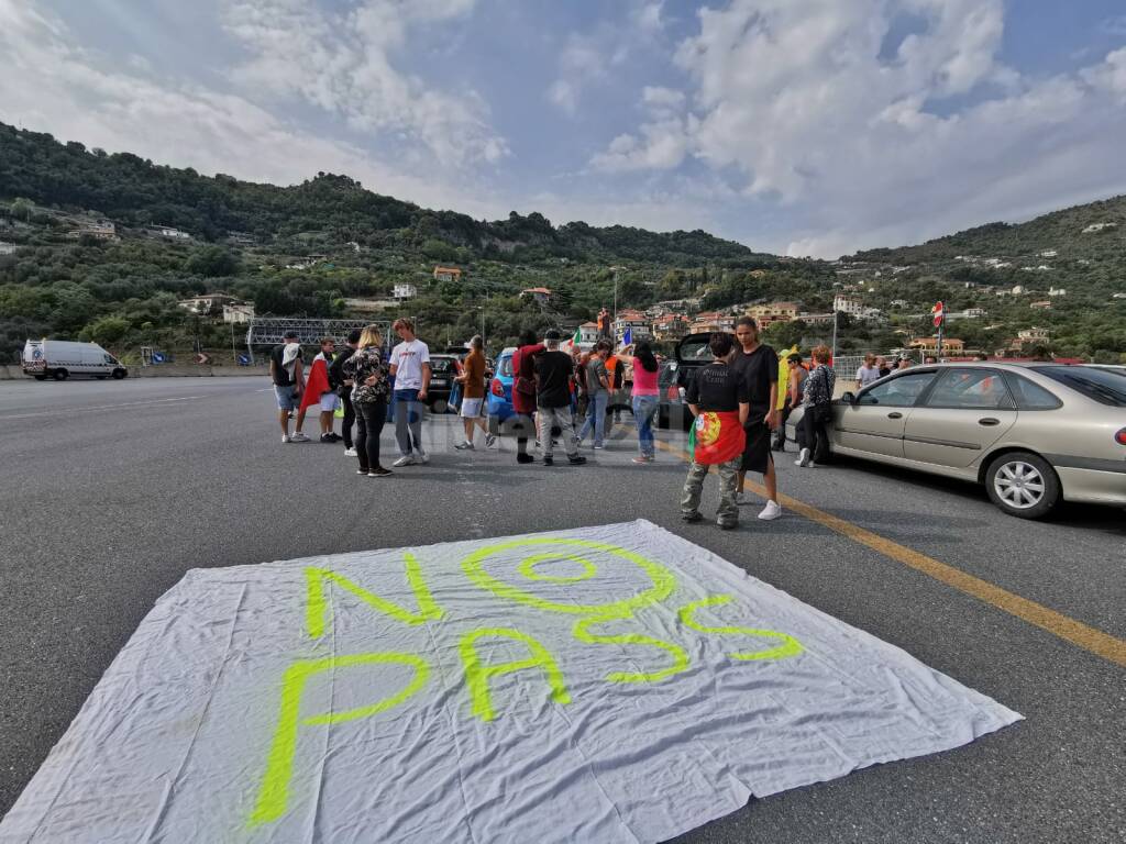 gilet gialli autostrada ventimiglia francia