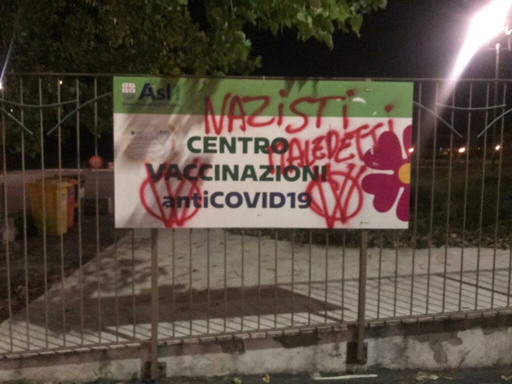 raid vandalico vaccini camporosso