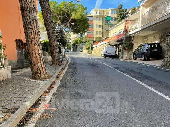 Sanremo, in via Padre Semeria monta la protesta: raccolta firme contro il Comune