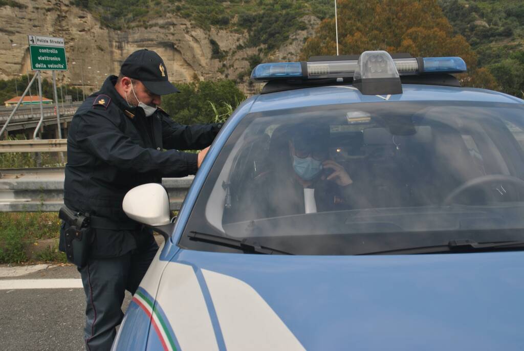 polizia frontiera ventimiglia