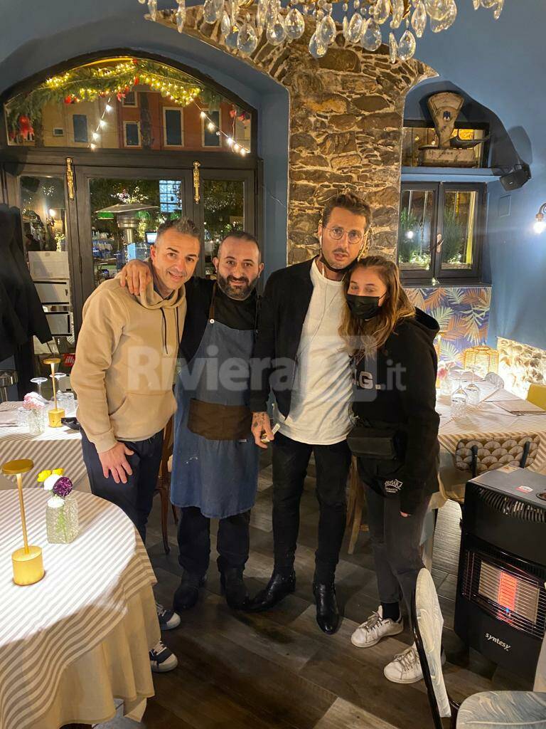 Fabrizio Corona, serata nella movida di Sanremo