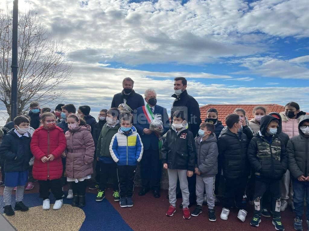 A Ventimiglia Alta inaugurato il nuovo parco giochi a tema medievale