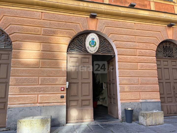 Pontedassio, presentato il bilancio. Sindaco Calzia: «siamo passati da 4 milioni a 8 milioni di euro»