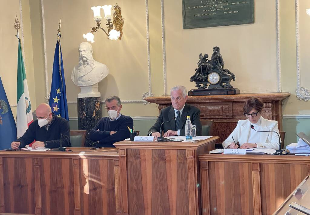 Imperia, il prossimo consiglio provinciale si apre con la sostituzione del consigliere Dellerba