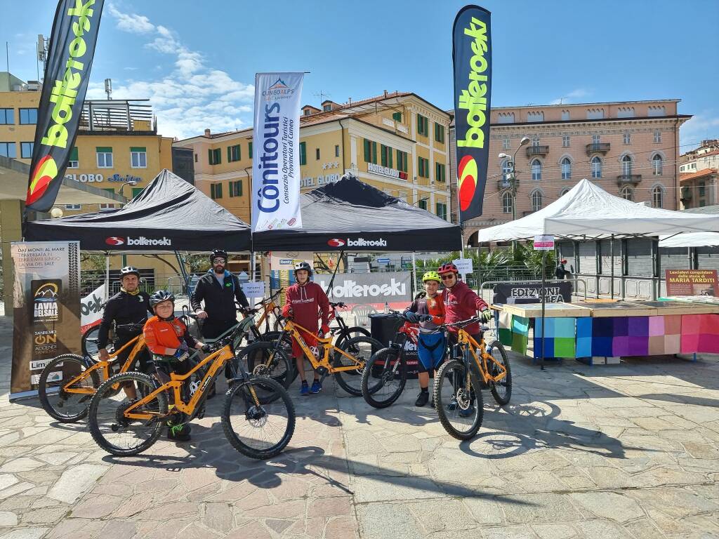 Bottero Ski al Book & Bike di Sanremo con le e-bike, a luglio il bis con la Transalp Experience