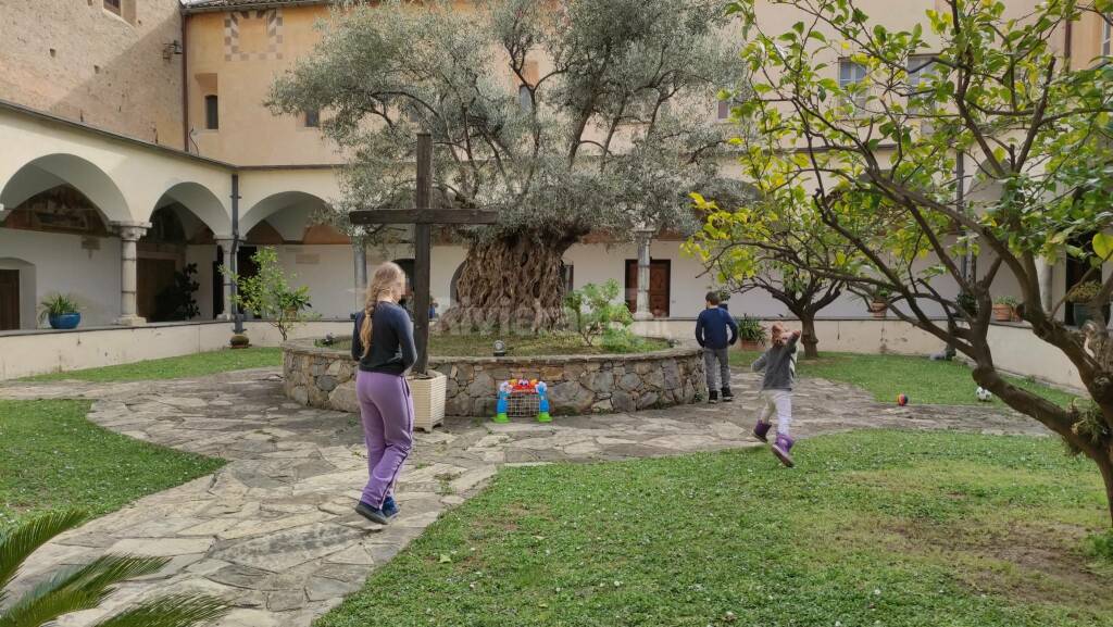 Al convento dei domenicani di Taggia le storie degli ucraini in fuga dalla guerra