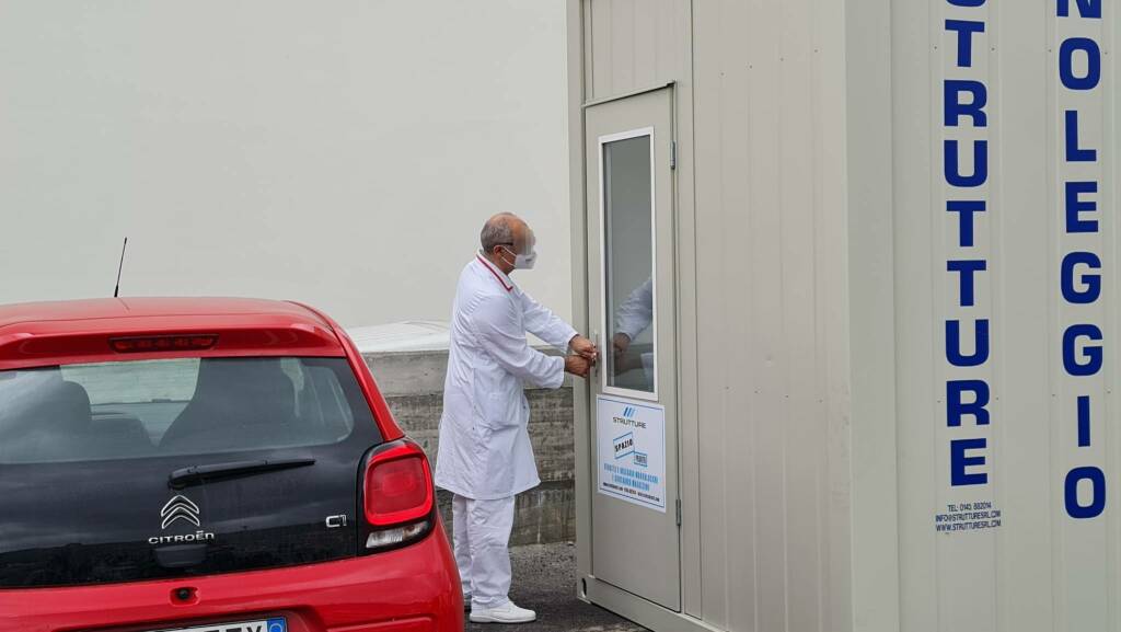 Allestito ad Oneglia l’info point per i profughi ucraini