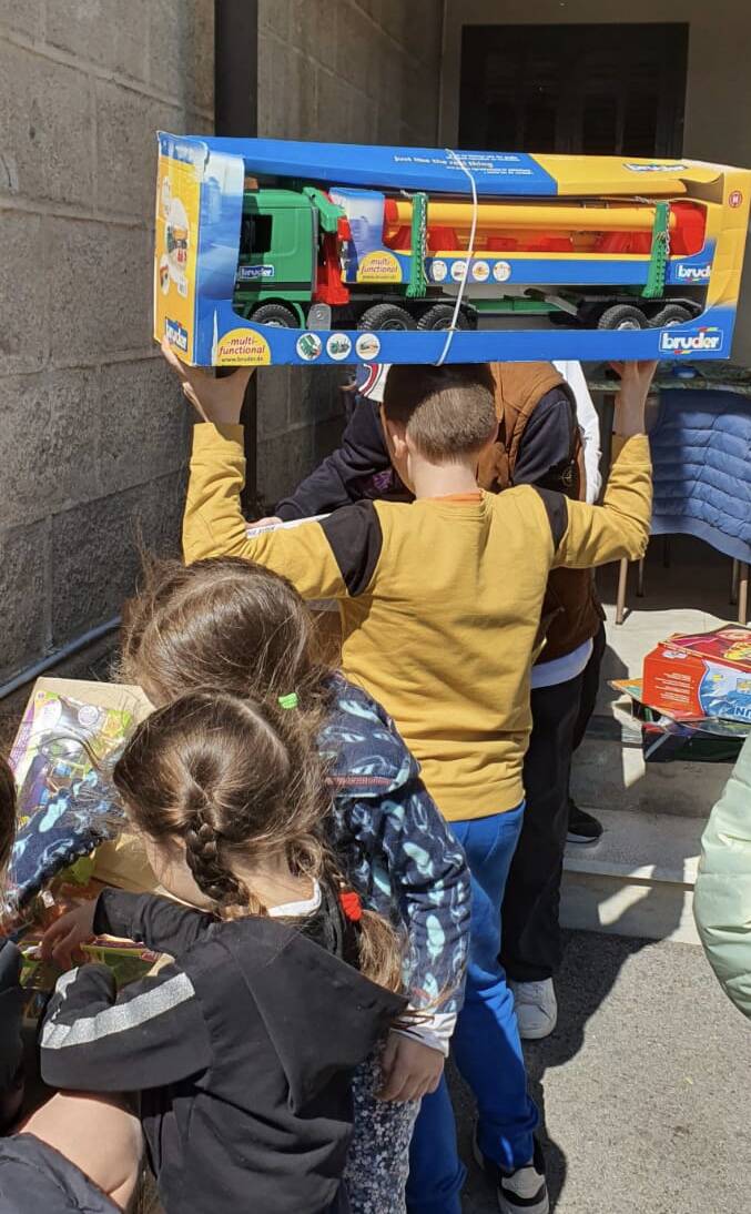 Giochi per i bambini ucraini, l’amministrazione di Bordighera ringrazia l’Unicef