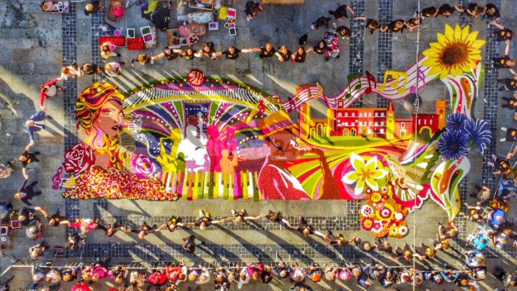 Sanremo infiorata spettacolo