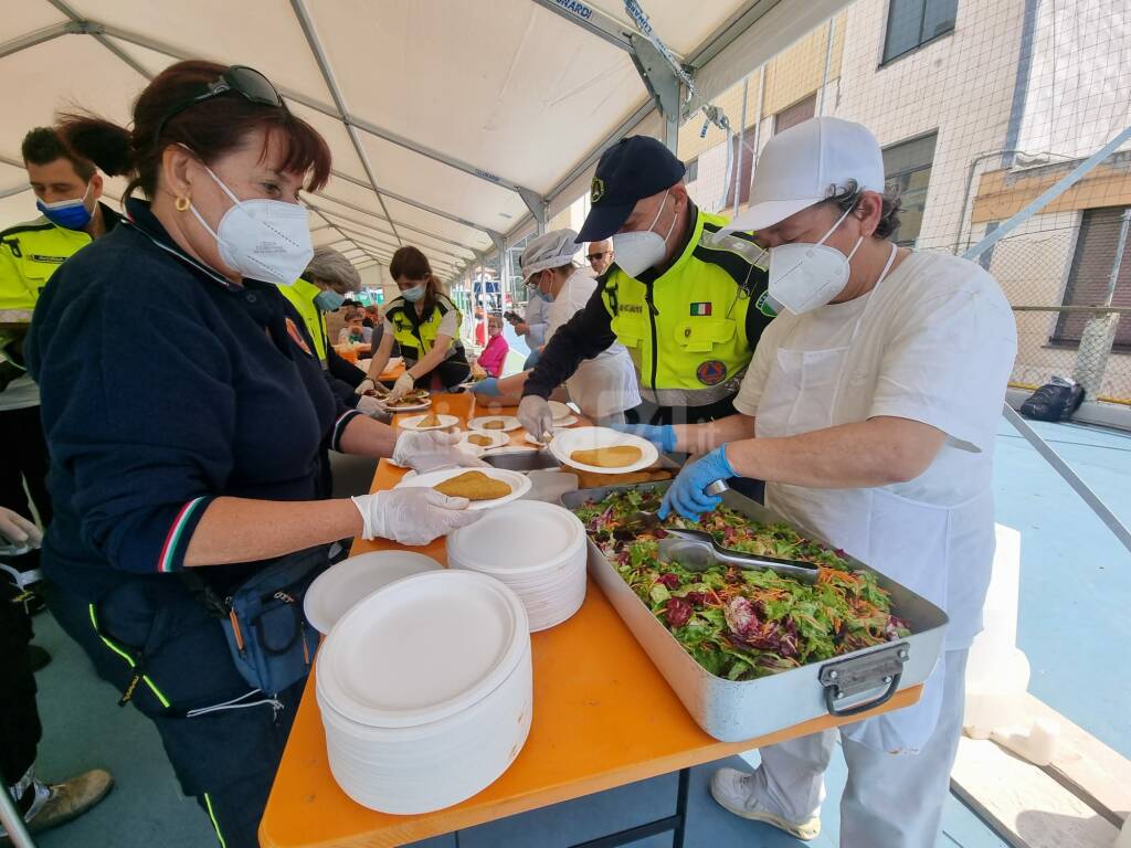 Bomba day, a Taggia mensa in tenda per 240 persone