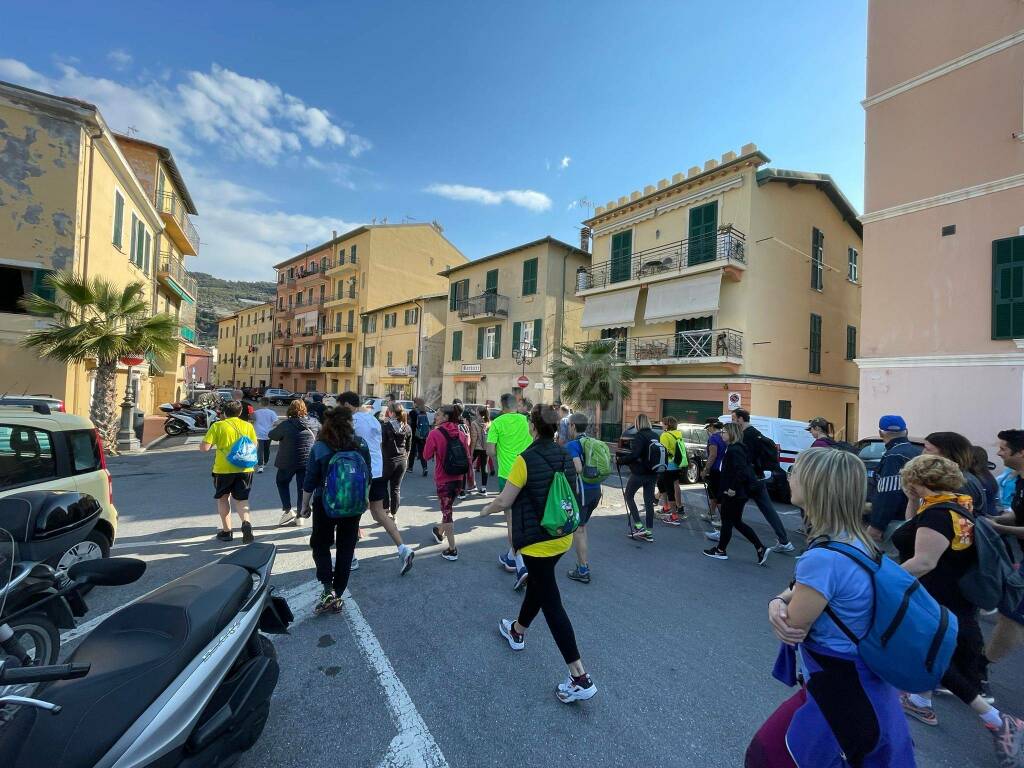 A Ventimiglia camminata tra uliveti secolari e antiche mulattiere per la “XX Passeggiata di Primavera”