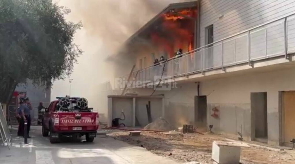 incendio bordighera asilo