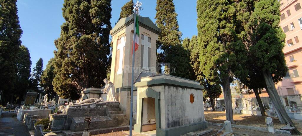 Caduti seconda guerra monumentale sanremo