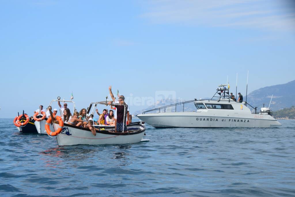 Bimbi alla scoperta del mare con il circolo nautico di Ventimiglia e la Guardia di Finanza