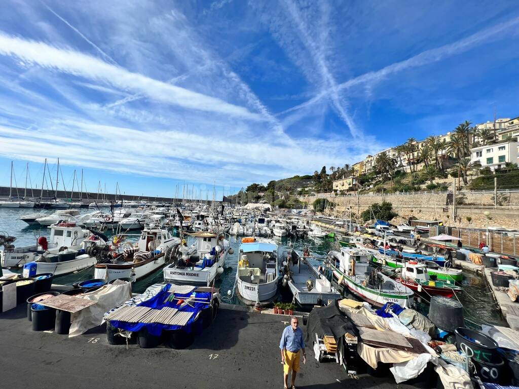 per amore mare Bordighera pulizia porto