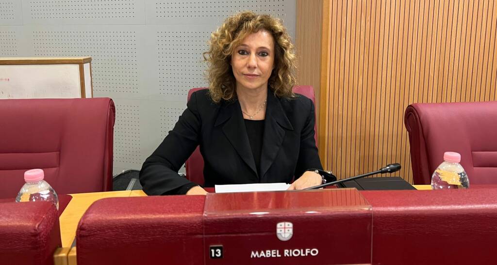 Riolfo (Lega): «Sostegno alle donne vittime di violenza, proposta di legge per agevolazioni ad aziende liguri che le assumono»