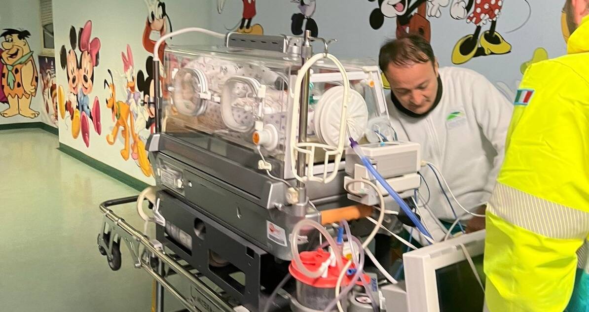 “Adotta un cuore ribelle”, dal Kosovo a Napoli per salvare la vita di una neonata con cardiopatia congenita