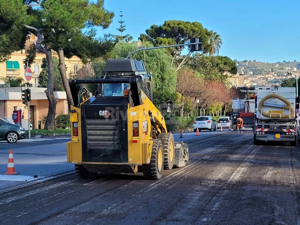 Imperia rifacimento asfalti