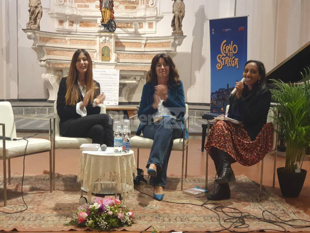 Cervo Blu d&#8217;inchiostro, la scrittrice Laura Pepe: «Dedicato ai giovani che con le loro rivoluzioni hanno creato cose bellissime»