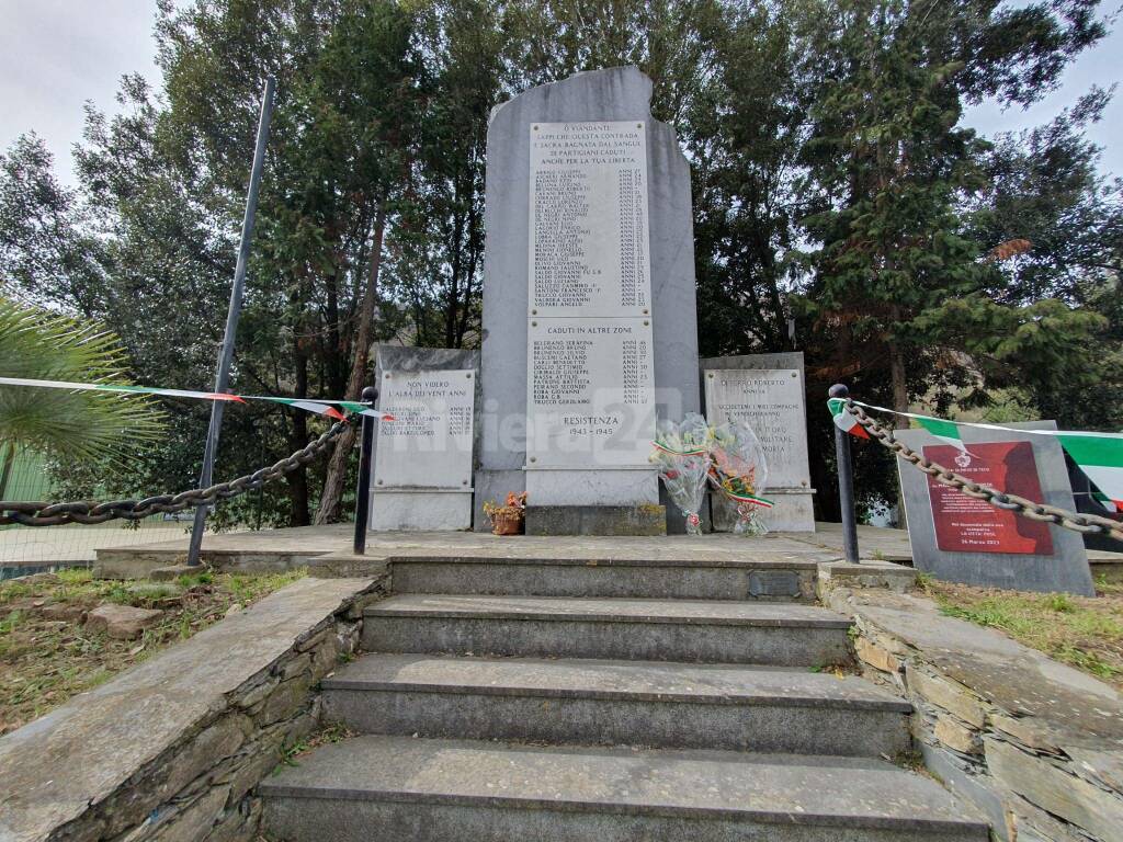 Pieve di Teco, inaugurata la targa in memoria dell&#8217;onorevole Manfredo Manfredi e celebrato il ricordo di Roberto Di Ferro