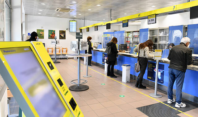 Poste Italiane, i consigli ai cittadini imperiesi per evitare truffe ed effettuare acquisti in sicurezza