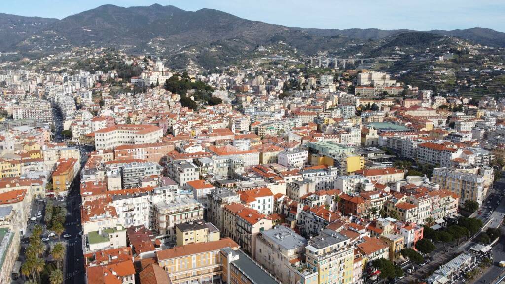 Festeggiamenti nel quartiere San Martino a Sanremo, sospesa la rimozione dei veicoli in via della Repubblica