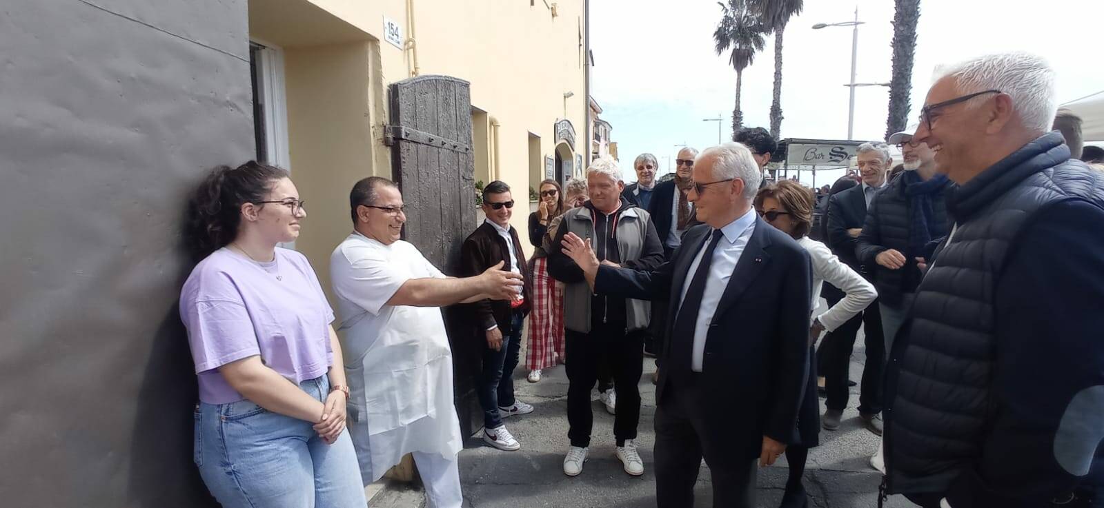 Imperia, il sindaco Claudio Scajola al Prino: «Lavoriamo per il rilancio turistico del borgo»