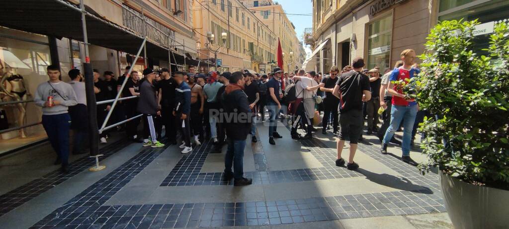 Gli ultra del Basilea invadono Sanremo