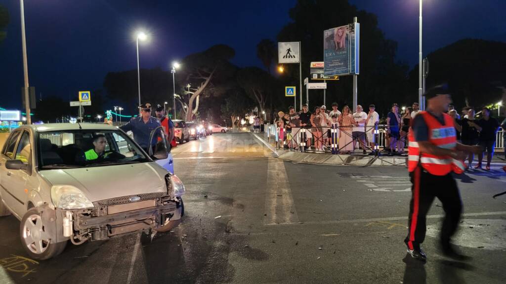 Scontro tra auto e scooter a Diano Marina, un ferito