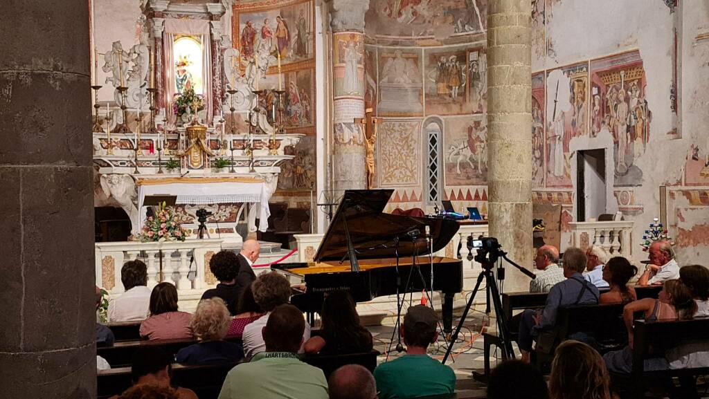 La “Musica al Santuario” fa il pieno di pubblico nella prima serata della rassegna