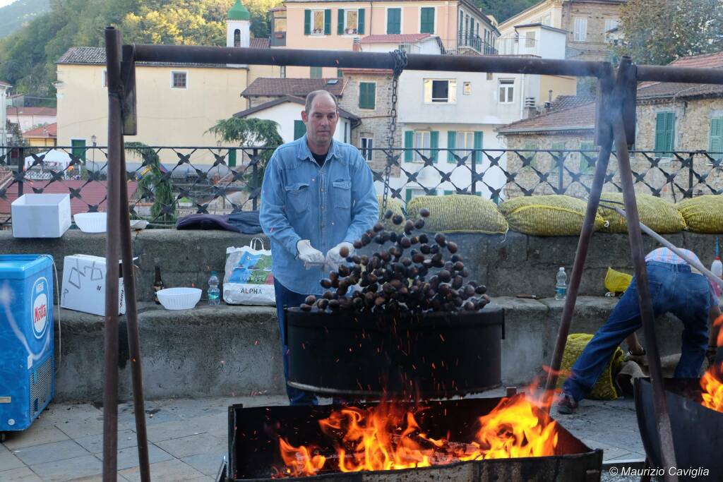 “Festa de Rustìe”, il 29 ottobre a Ceriana torna la sagra della Castagna