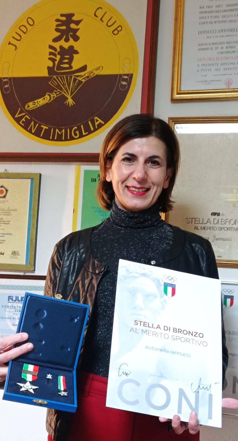 Ventimiglia, al Presidente Antonella Iannucci la Stella di Bronzo al Merito Sportivo del CONI