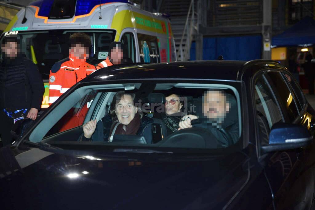 Sanremo, parcheggio selvaggio in via Roma. Multato l’autista dei Ricchi e Poveri